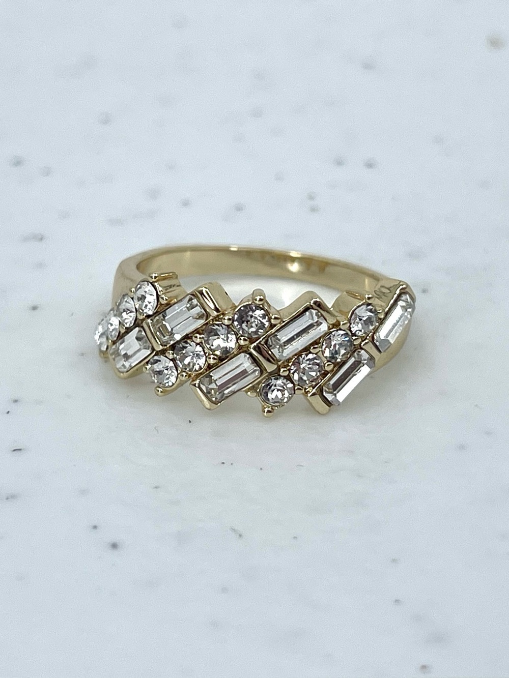 Fashion gold tone clear stone costume jewlery